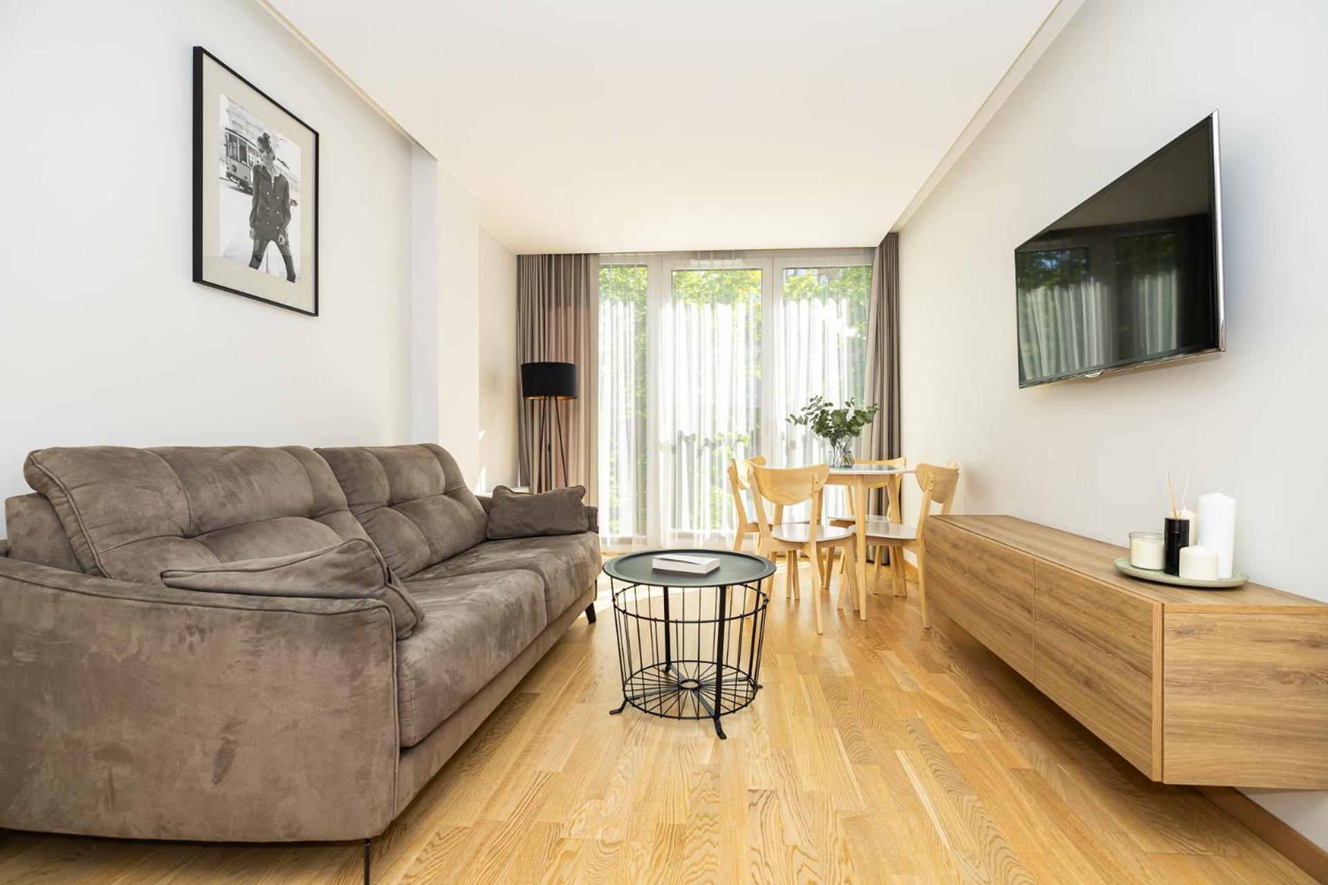 Central Square Apartments 帕兰加 客房 照片
